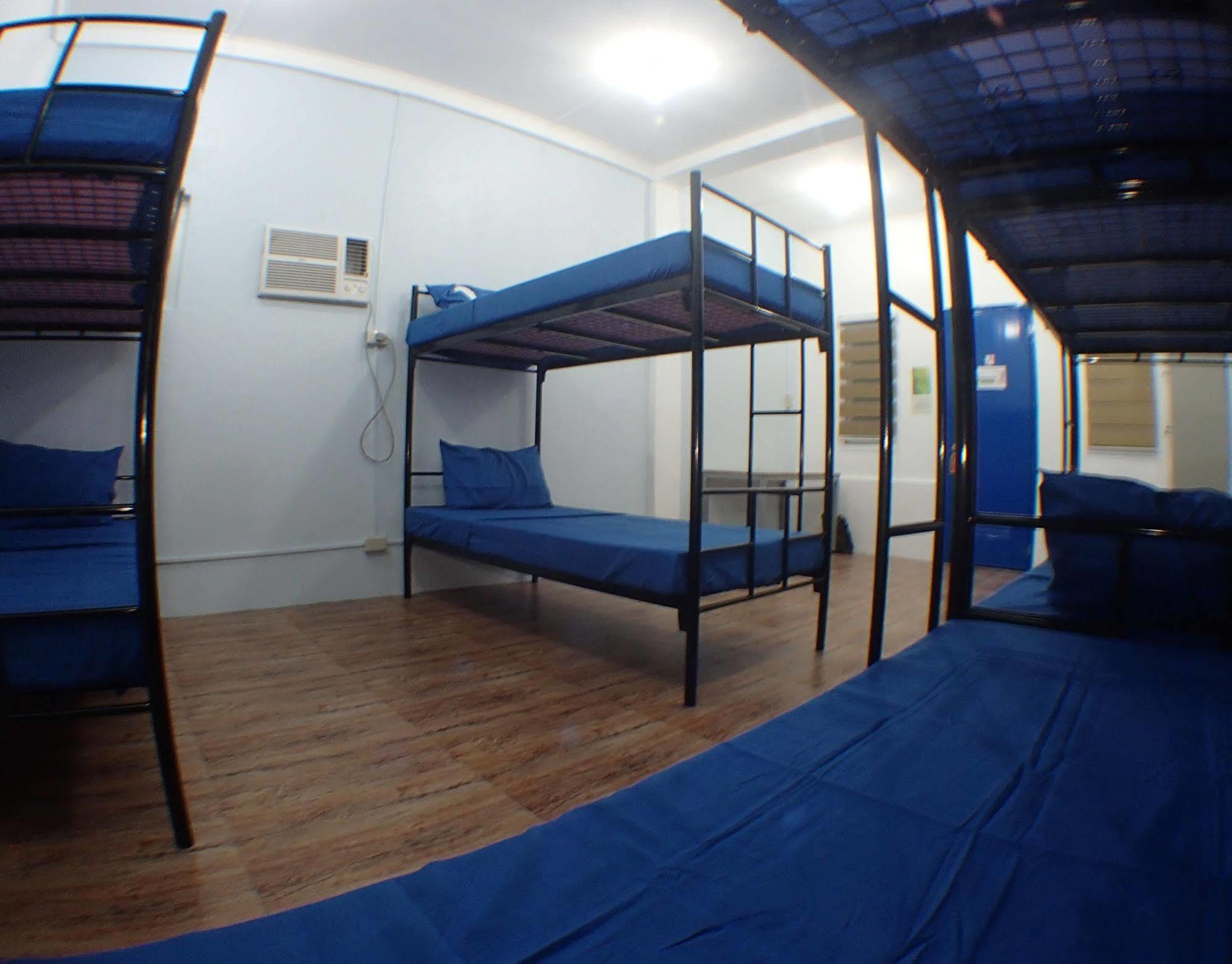 Pescadores Suites Moalboal Exterior photo